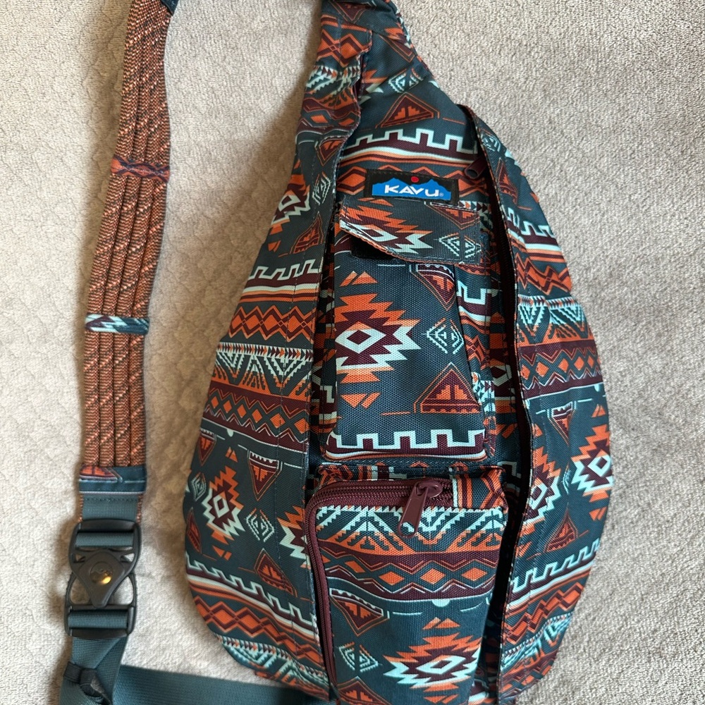 Kavu Crossbody Rope Sling bag with Geometric Pattern